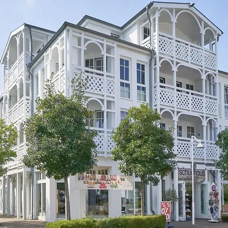 Charmante Fuer 3 Mit Balkon Im Seepark * Sellin (Rugen)